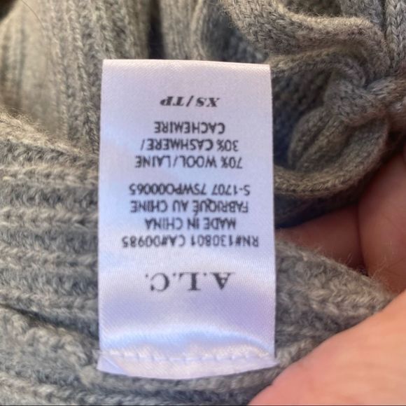 A.L.C. Alexander Lace-Back Turtleneck Wool Cashmere Sweater size XS - Picture 4 of 7